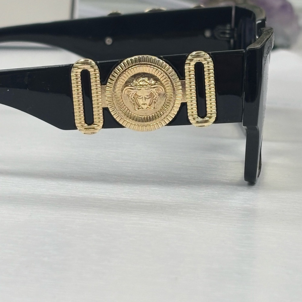 Versace Black And Gradient Sunglasses - image 4